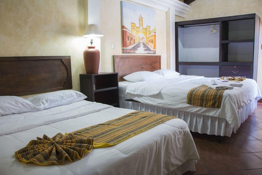 Hotel Y Galeria Uxlabil Antigua Eksteriør billede