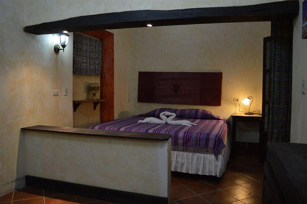 Hotel Y Galeria Uxlabil Antigua Eksteriør billede