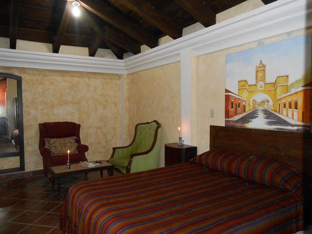 Hotel Y Galeria Uxlabil Antigua Eksteriør billede