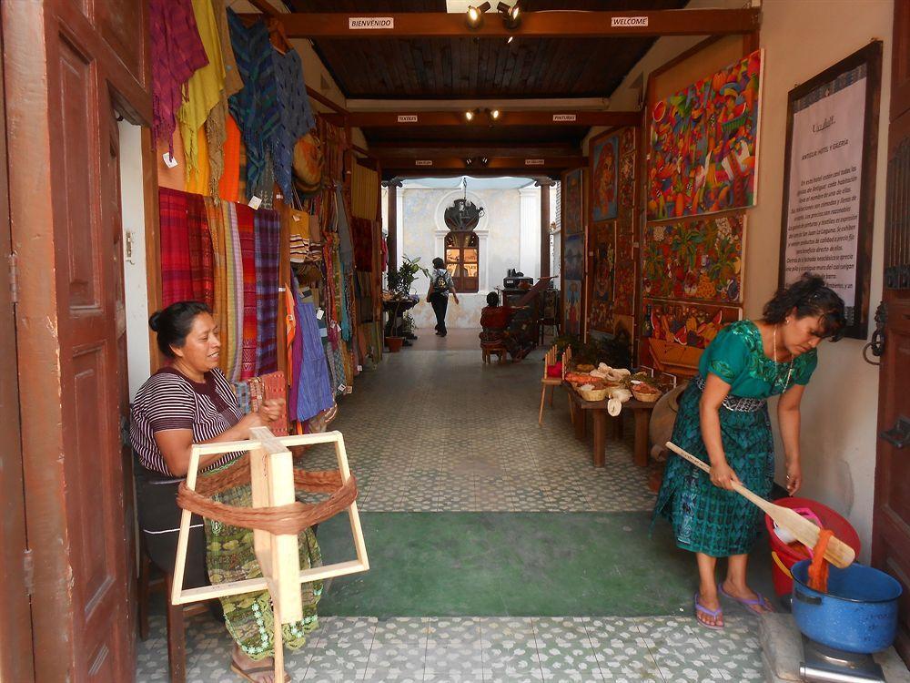 Hotel Y Galeria Uxlabil Antigua Eksteriør billede