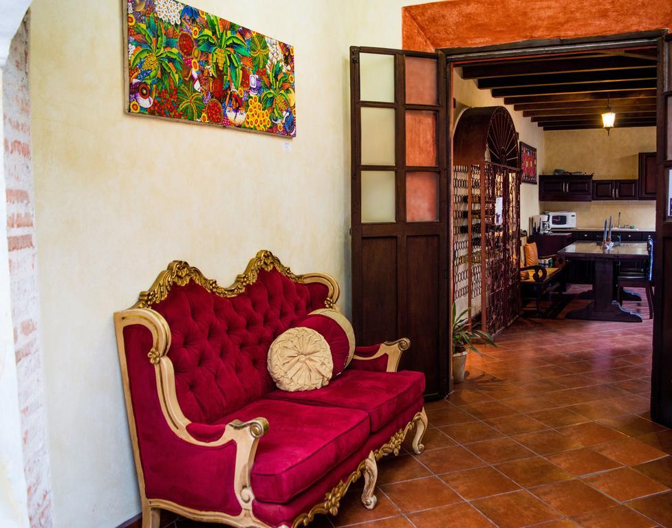 Hotel Y Galeria Uxlabil Antigua Eksteriør billede