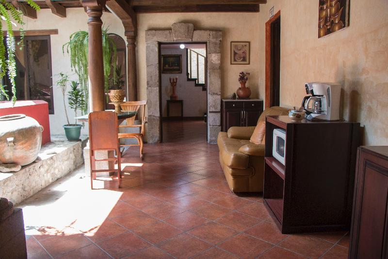 Hotel Y Galeria Uxlabil Antigua Eksteriør billede