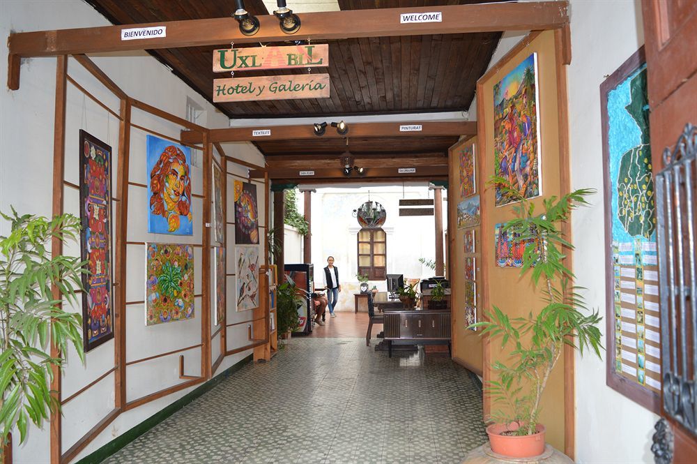 Hotel Y Galeria Uxlabil Antigua Eksteriør billede