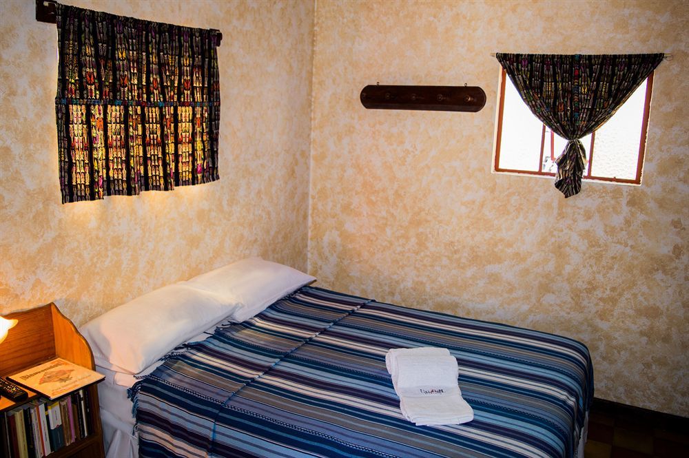 Hotel Y Galeria Uxlabil Antigua Eksteriør billede