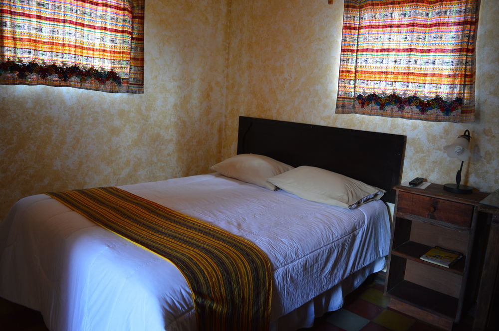 Hotel Y Galeria Uxlabil Antigua Eksteriør billede