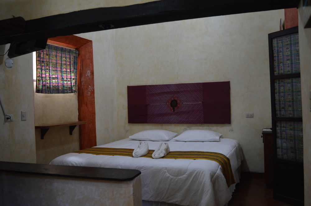 Hotel Y Galeria Uxlabil Antigua Eksteriør billede