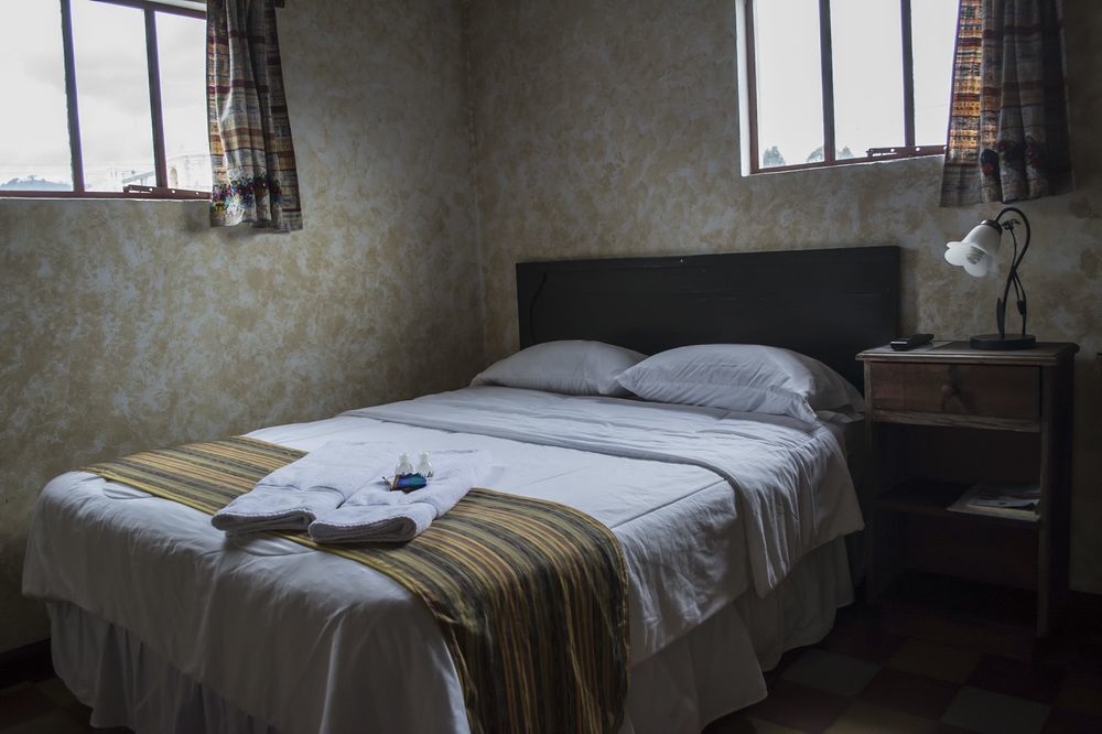 Hotel Y Galeria Uxlabil Antigua Eksteriør billede