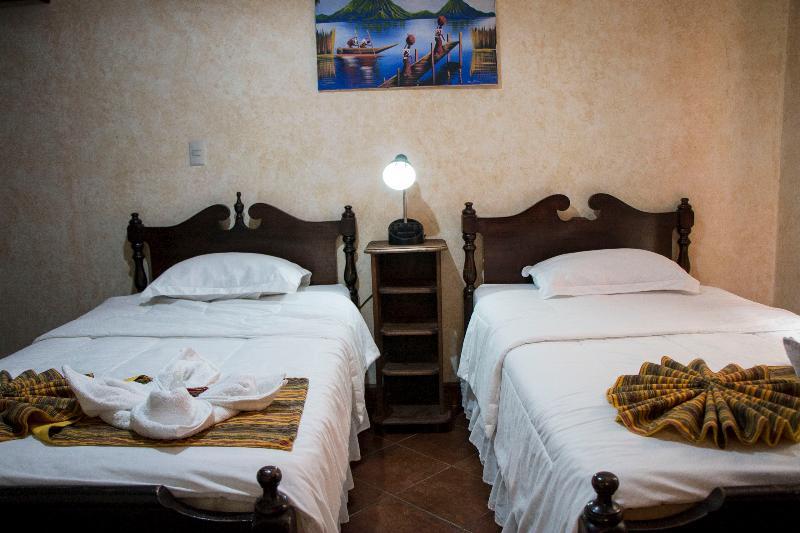 Hotel Y Galeria Uxlabil Antigua Eksteriør billede