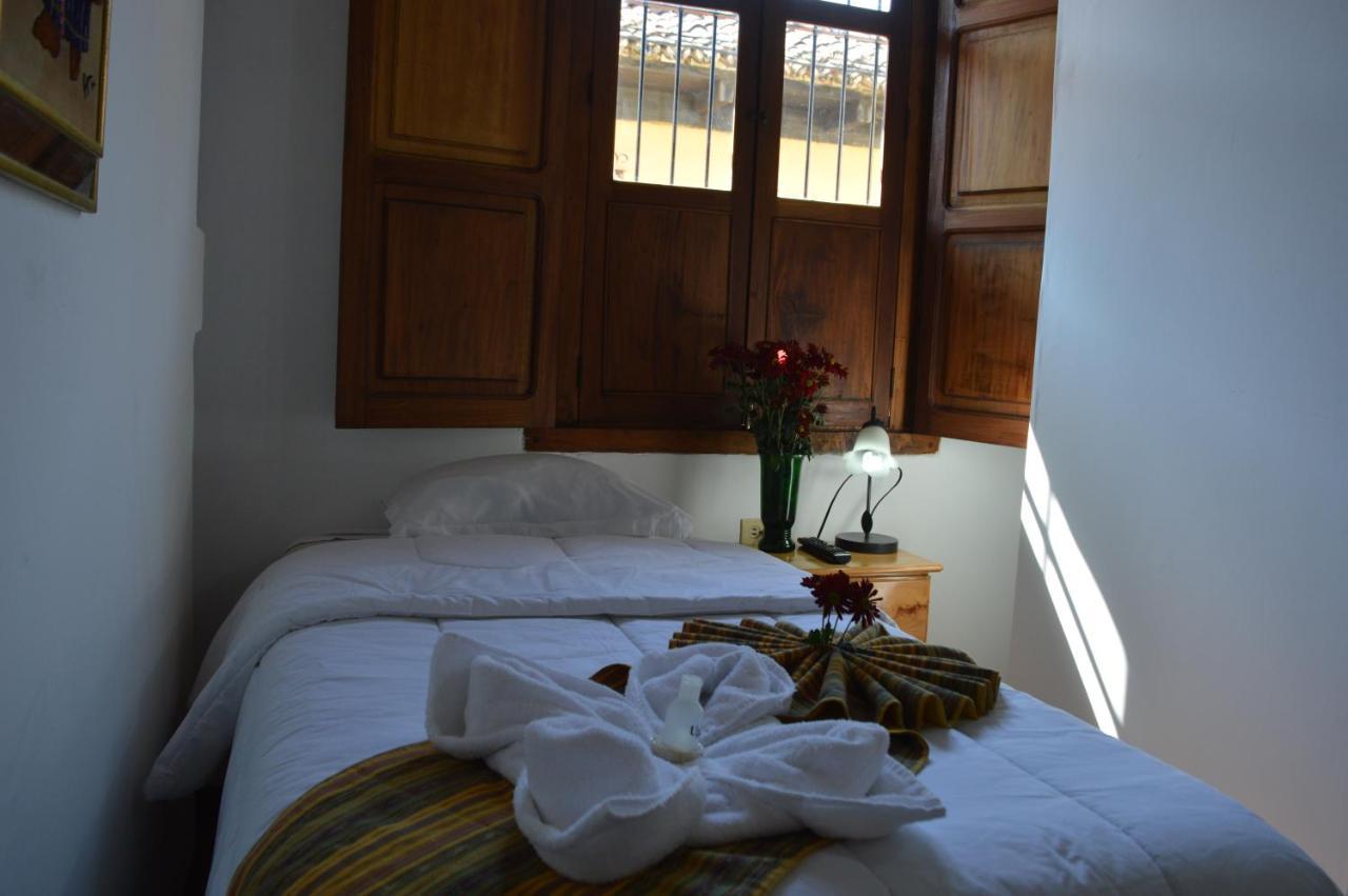 Hotel Y Galeria Uxlabil Antigua Eksteriør billede